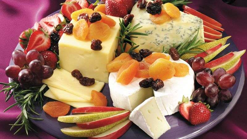Сыр и фрукты онлайн-пазл