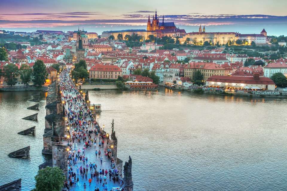 Карлов мост в Прага. онлайн пъзел