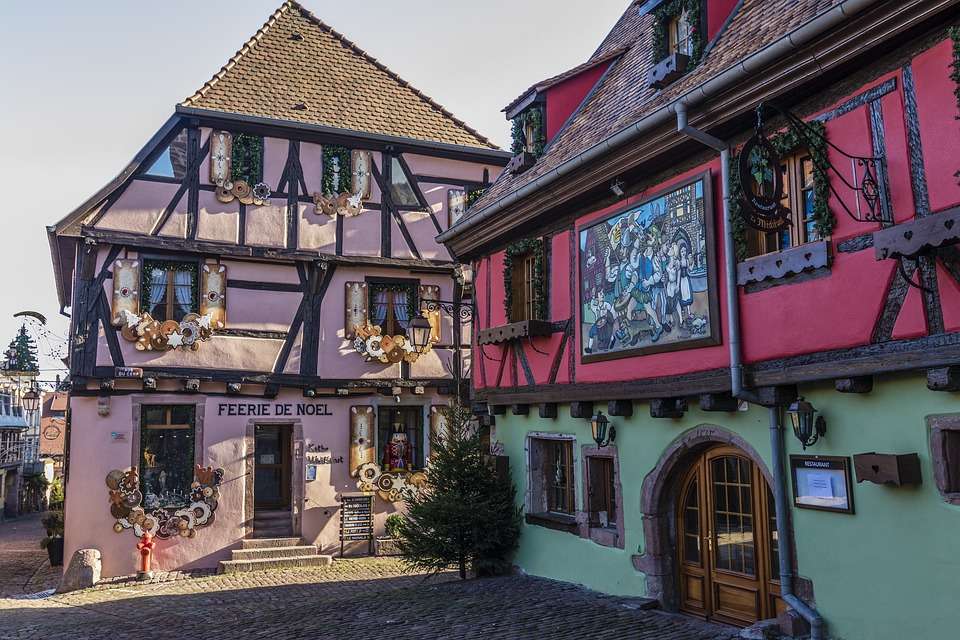 Разноцветные дома в Эльзасе. онлайн-пазл