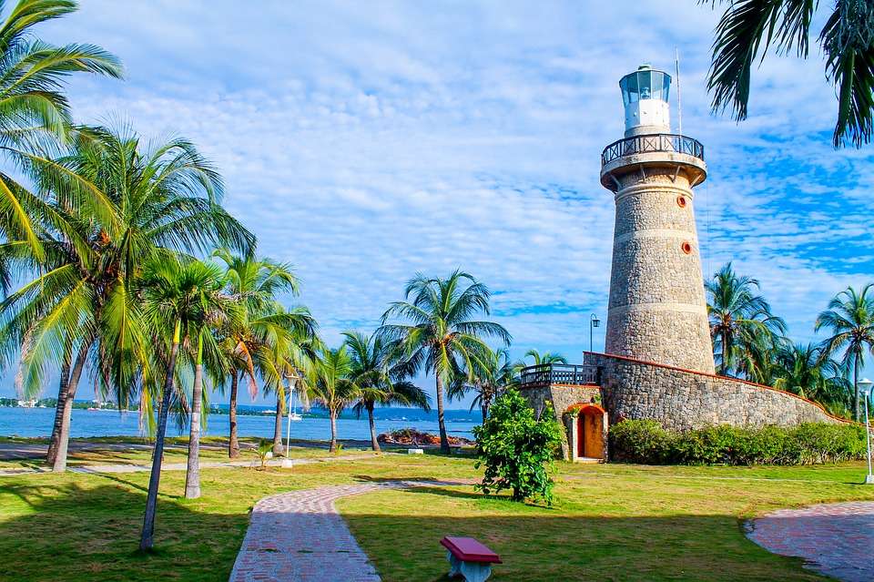 Faro in Colombia. puzzle online
