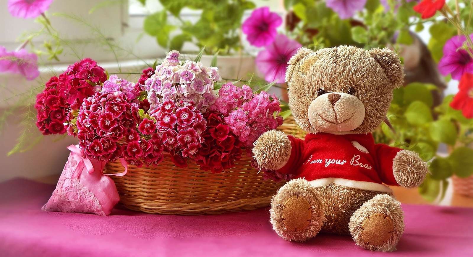 Αρκουδάκι και λουλούδια παζλ online