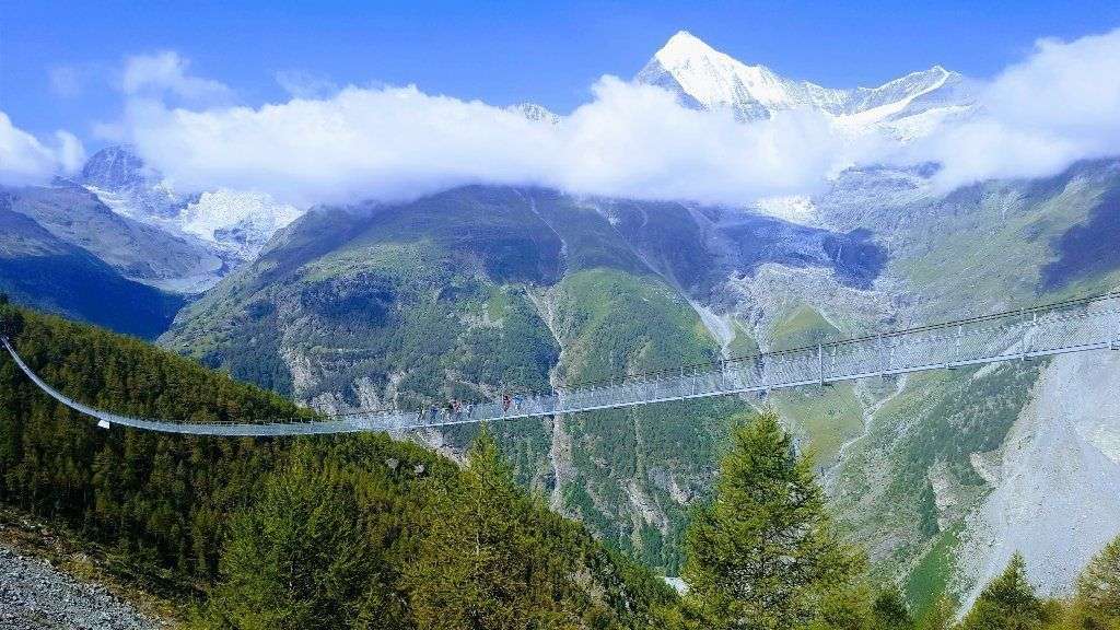 Naturaleza de los Alpes suizos rompecabezas en línea