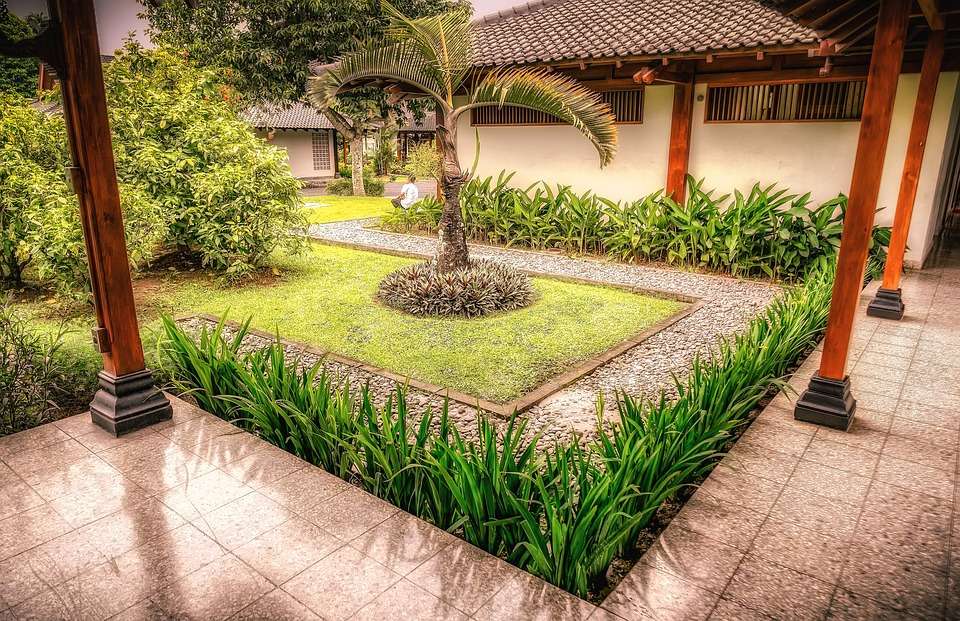 Garten in Bali. Online-Puzzle