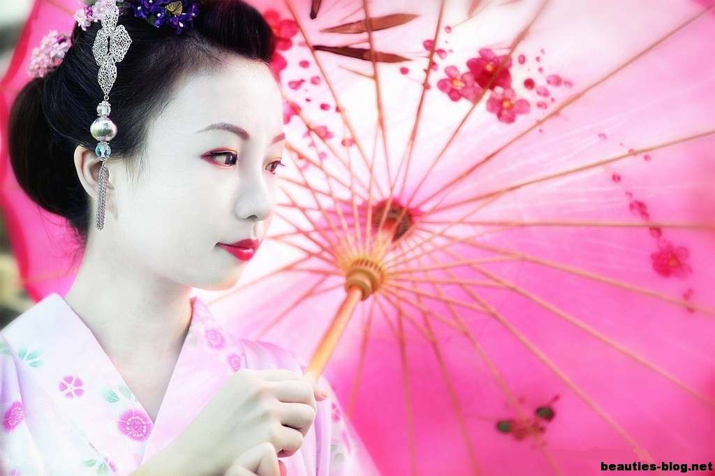Geisha Japonia veche puzzle online