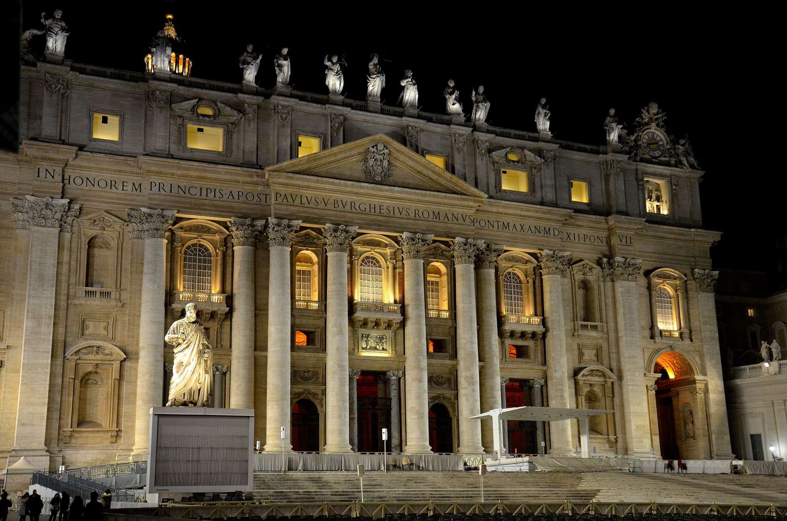 Vaticaanstad bij nacht online puzzel