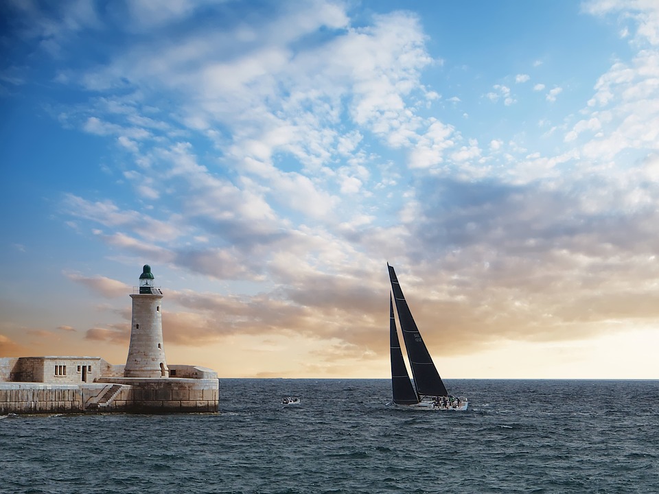 Malta. Lighthouse. online puzzle