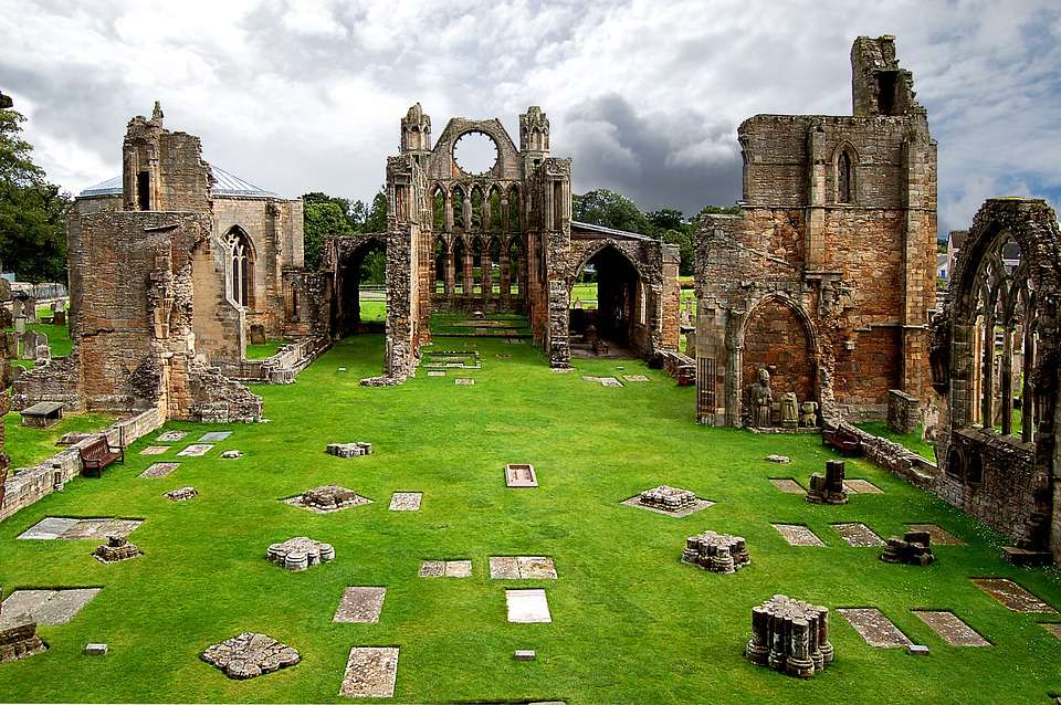 Ruinen der Elgin-Kathedrale. Online-Puzzle