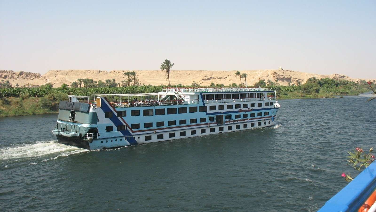 cruise on the Nile jigsaw puzzle online
