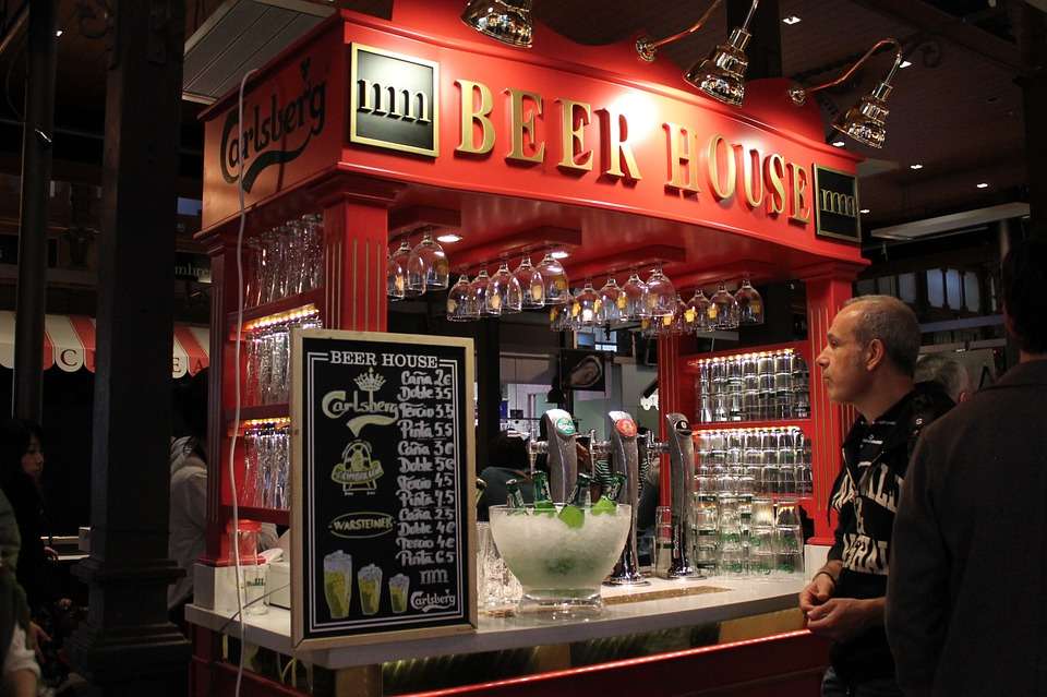 Bier-Bar. Puzzlespiel online