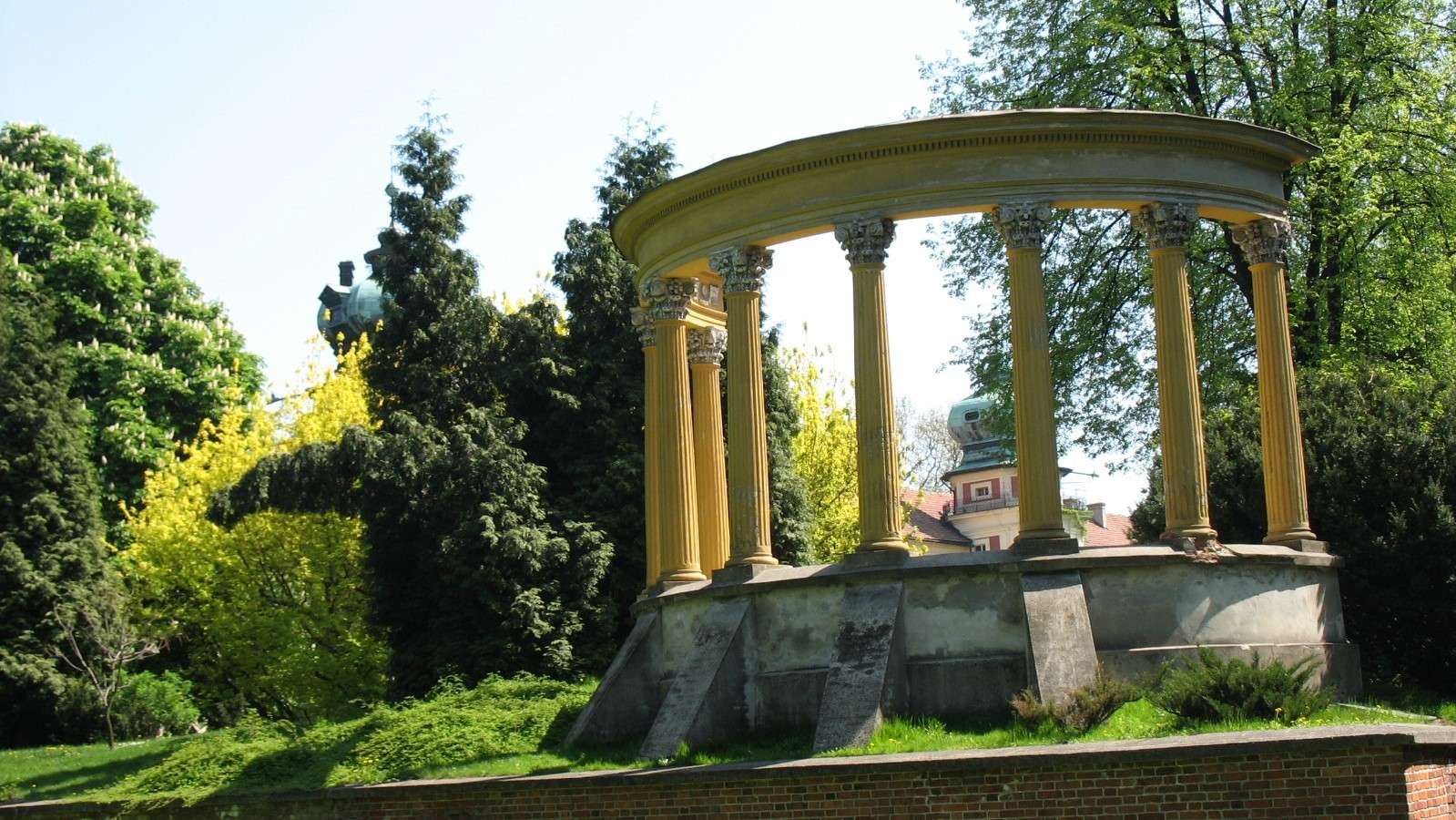 ein Park in Łańcut Online-Puzzle