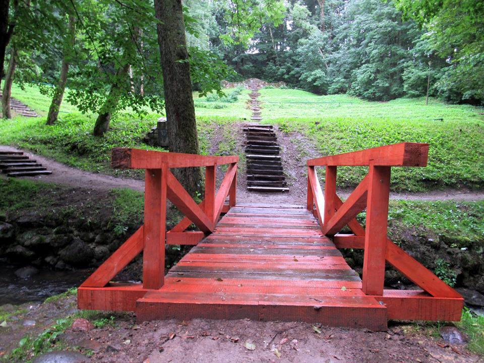 brug in het park legpuzzel online