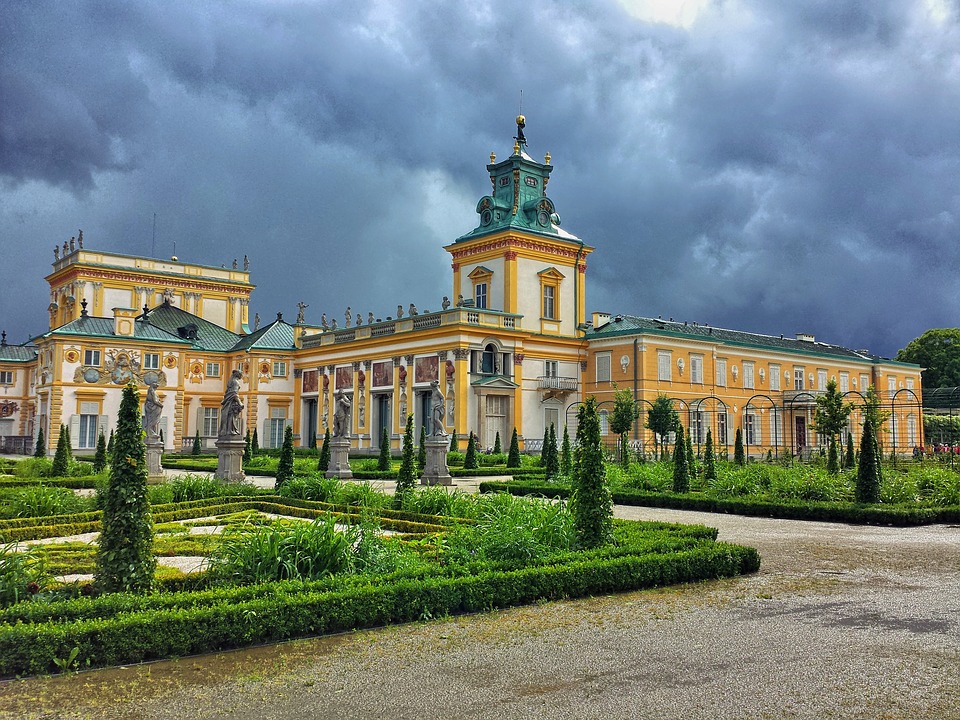 Palast in Wilanów. Puzzlespiel online