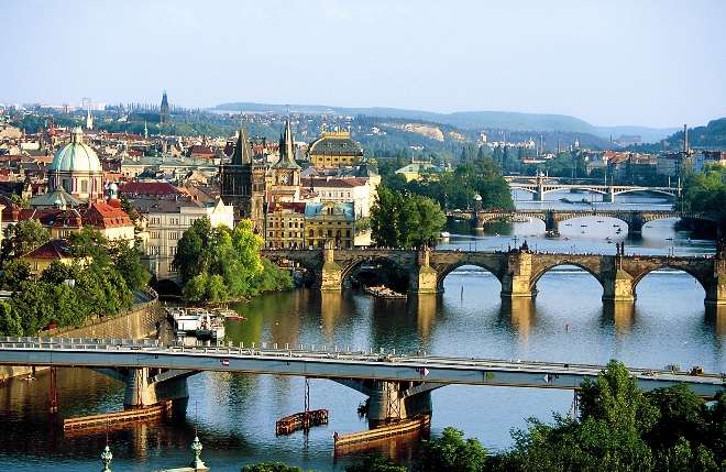 Tschechisches Prag. Puzzlespiel online