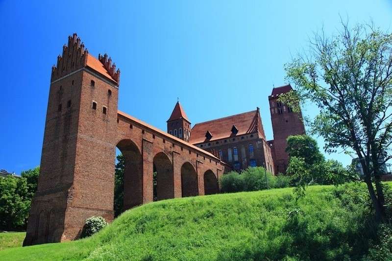 Замък в Квидзин. онлайн пъзел