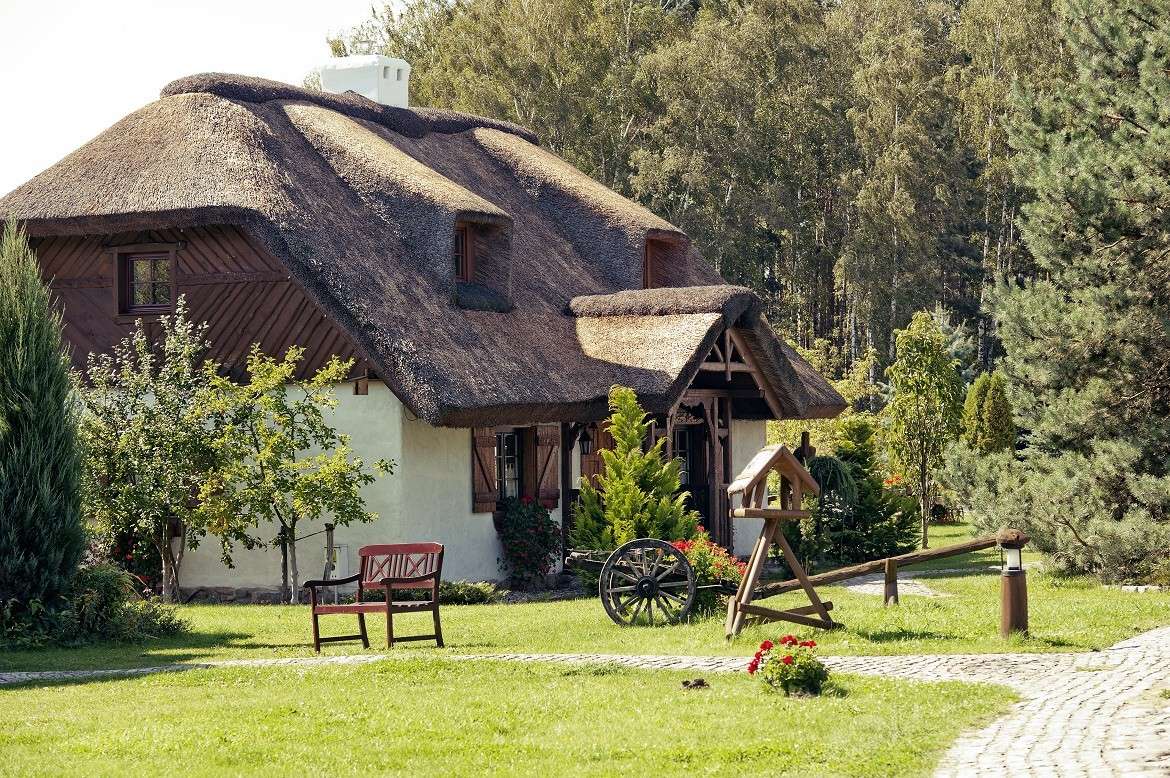 Hus på den polska landsbygden. Pussel online
