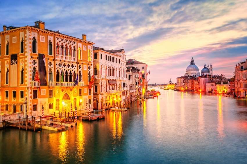 Soumrak nad Benátkami. skládačky online