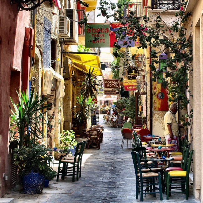 Una strada a Creta. puzzle online