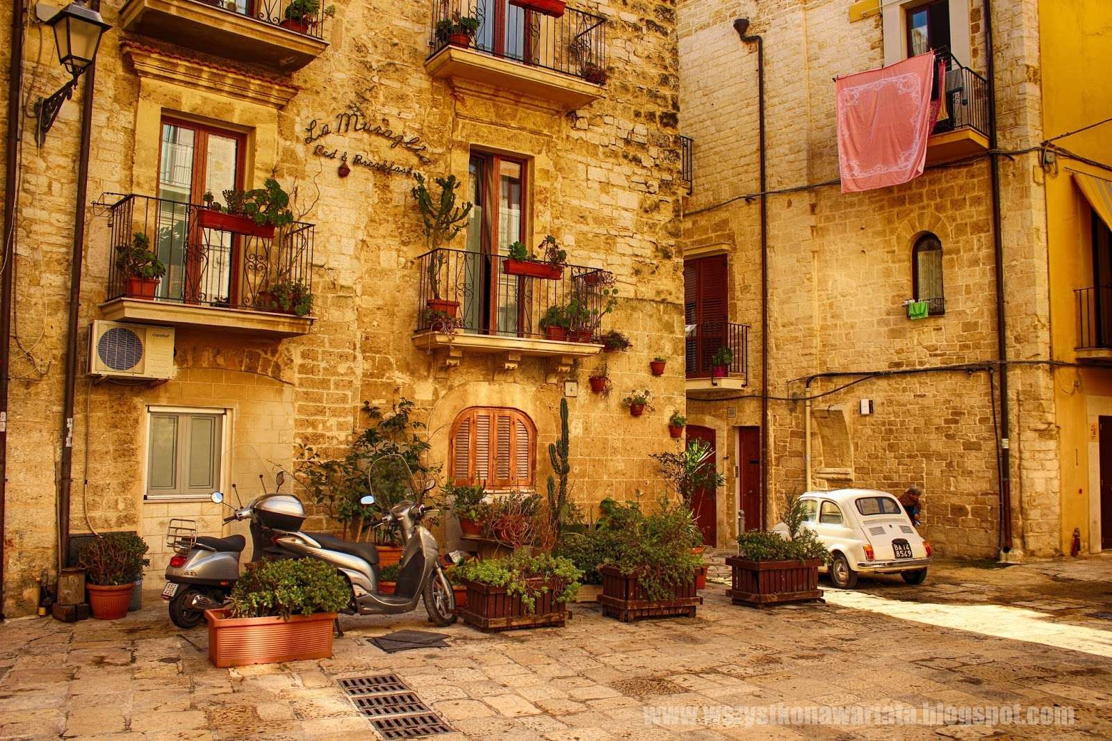 Bari in southern Italy. jigsaw puzzle online
