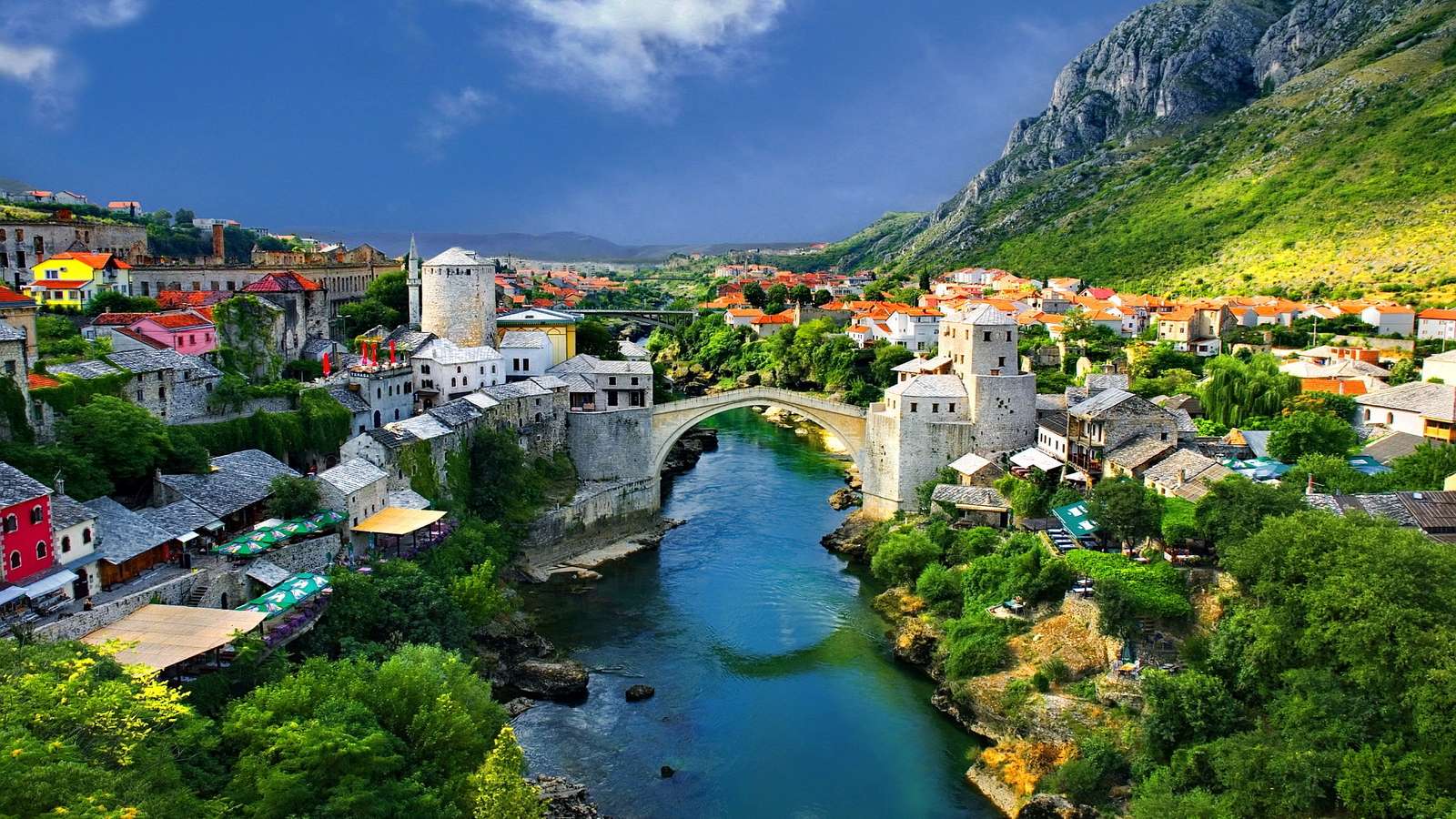 Brücke in Mostar. Puzzlespiel online