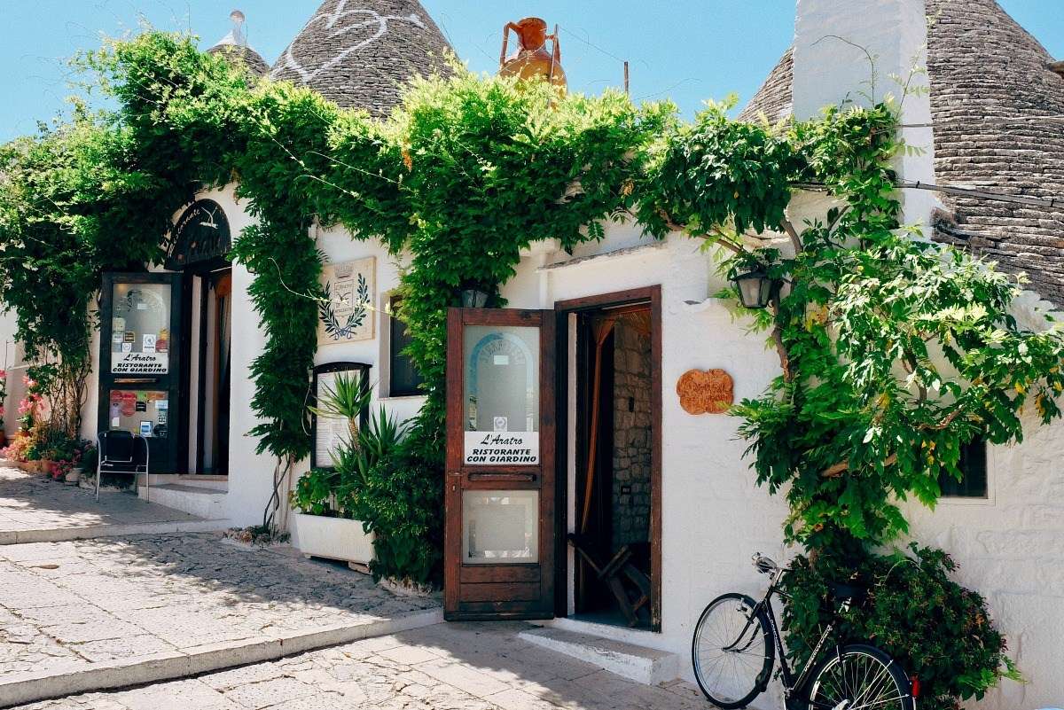 A small town in Apulia. jigsaw puzzle online