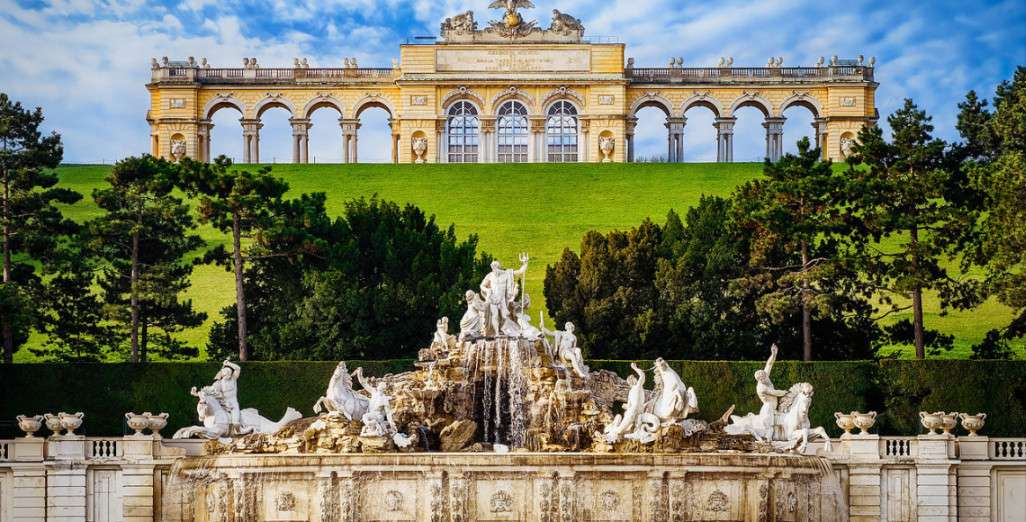 Neptune's fountain jigsaw puzzle online
