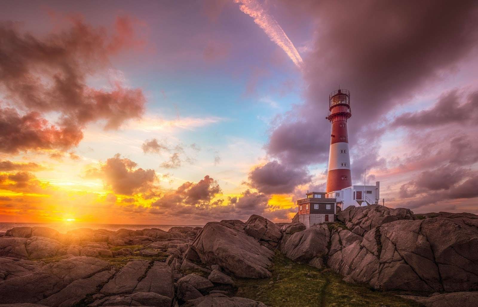 Lighthouse. jigsaw puzzle online