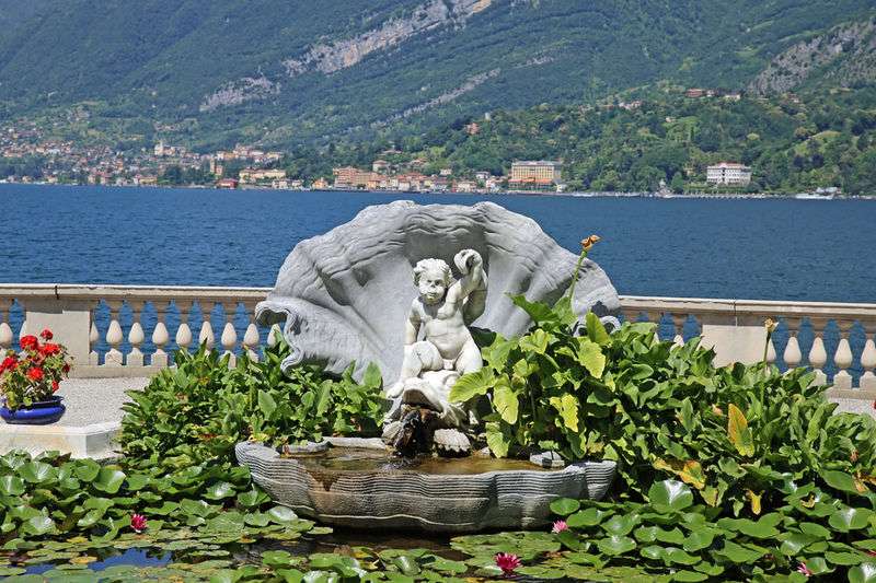 Panorama of Bellagio. jigsaw puzzle online