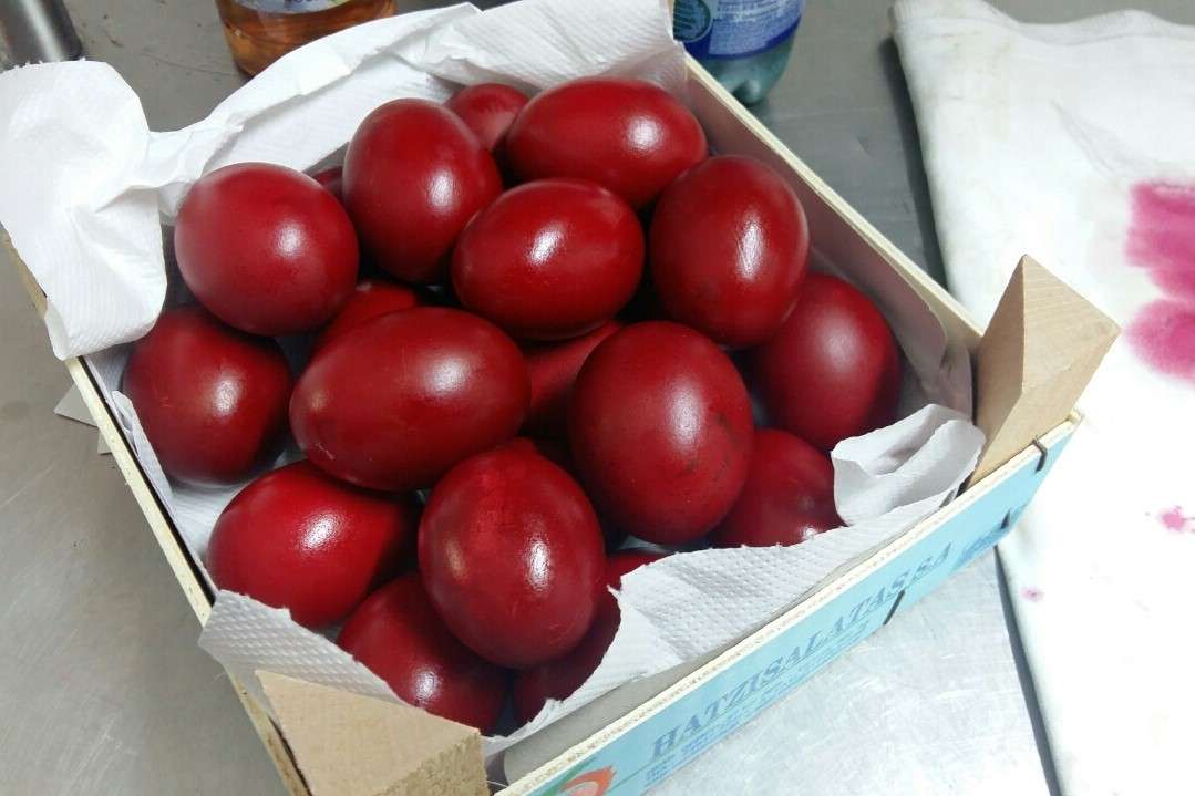 Ovos coloridos. puzzle online