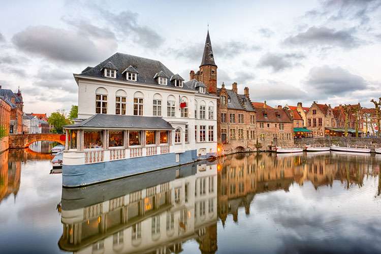 Bruges na Bélgica. quebra-cabeças online