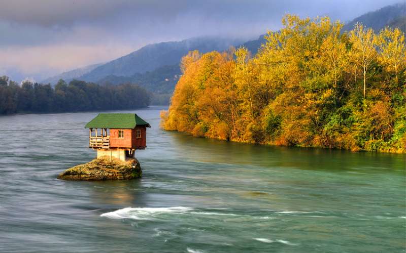 Rivière Drina. puzzle en ligne