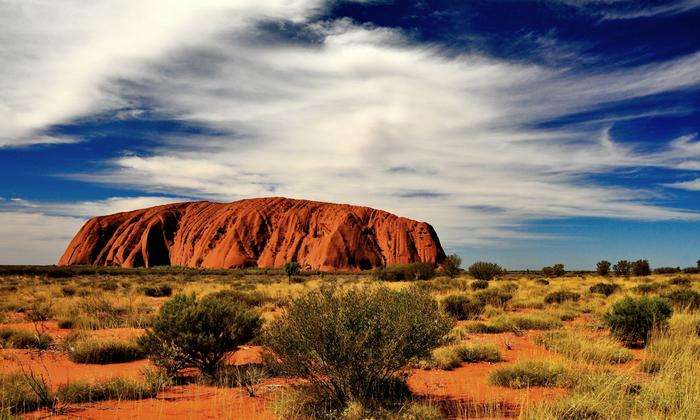 Mount Uluru. pussel på nätet