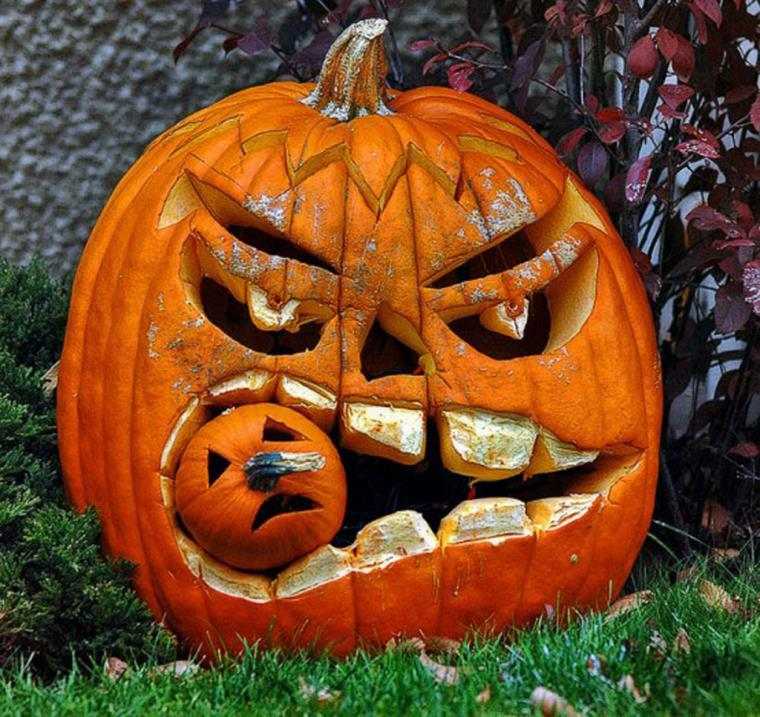 Pumpkin for Halloween. jigsaw puzzle online
