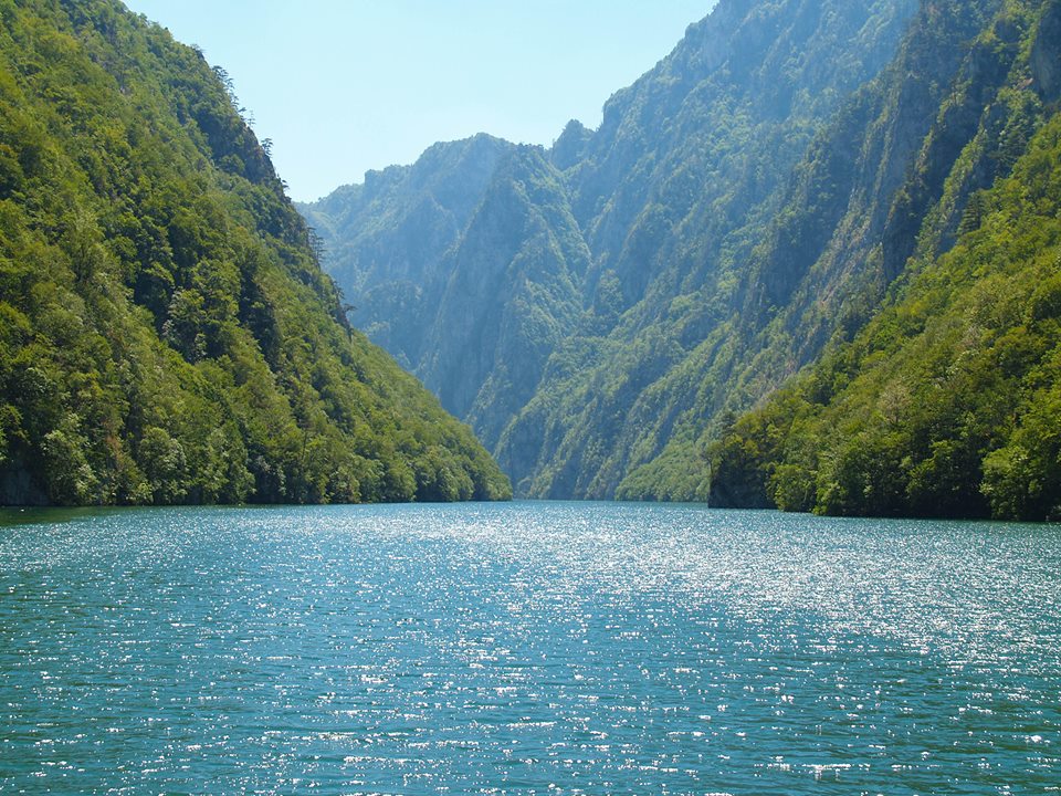 Een rivier in Bosnië. legpuzzel online
