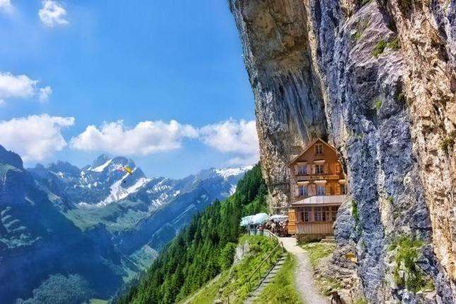 Швейцарски пейзаж. онлайн пъзел