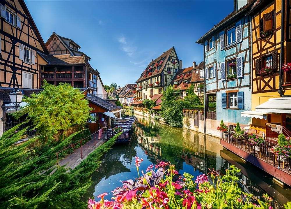 Colorful houses in Colmar. jigsaw puzzle online