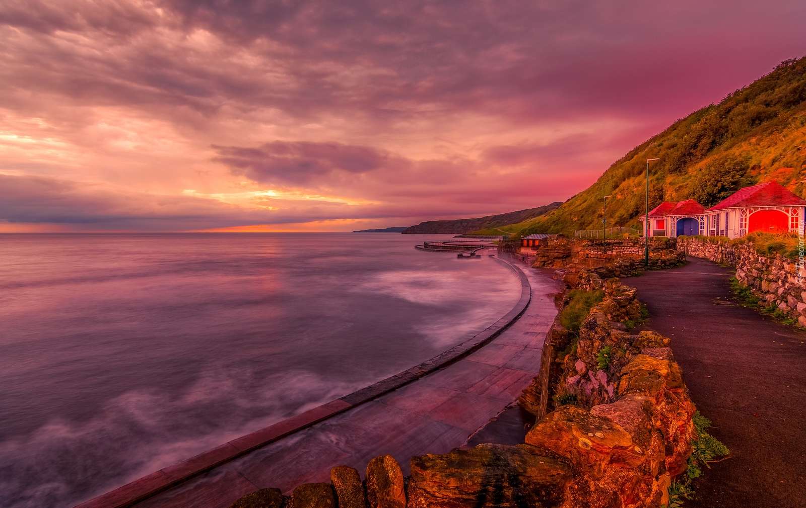 The coast of England. jigsaw puzzle online