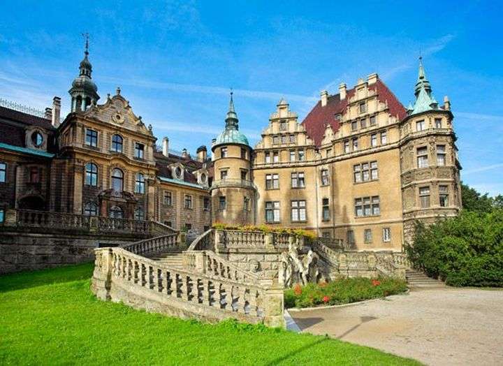 castel din Moszna jigsaw puzzle online