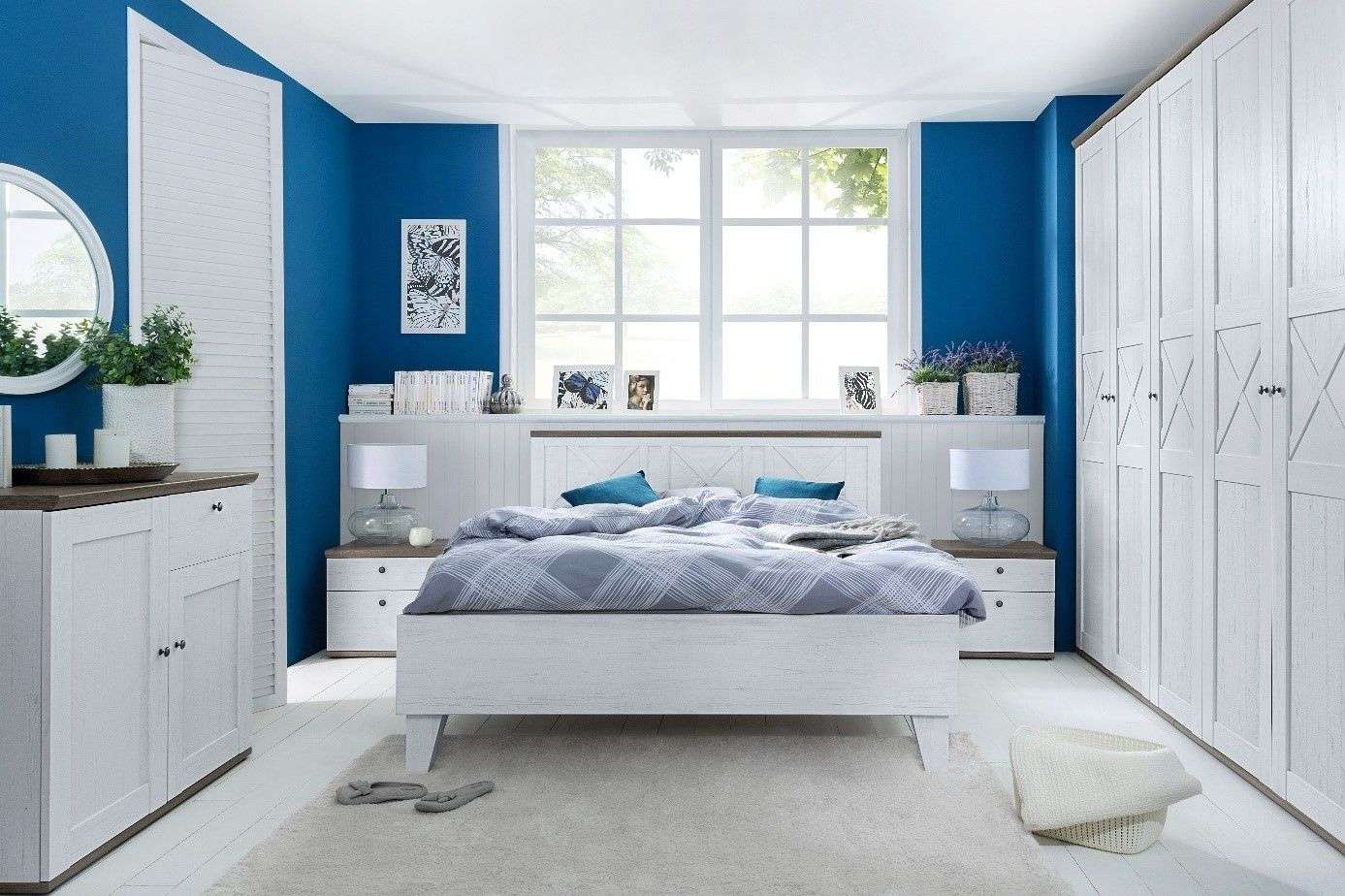 Modrá ložnice skládačky online
