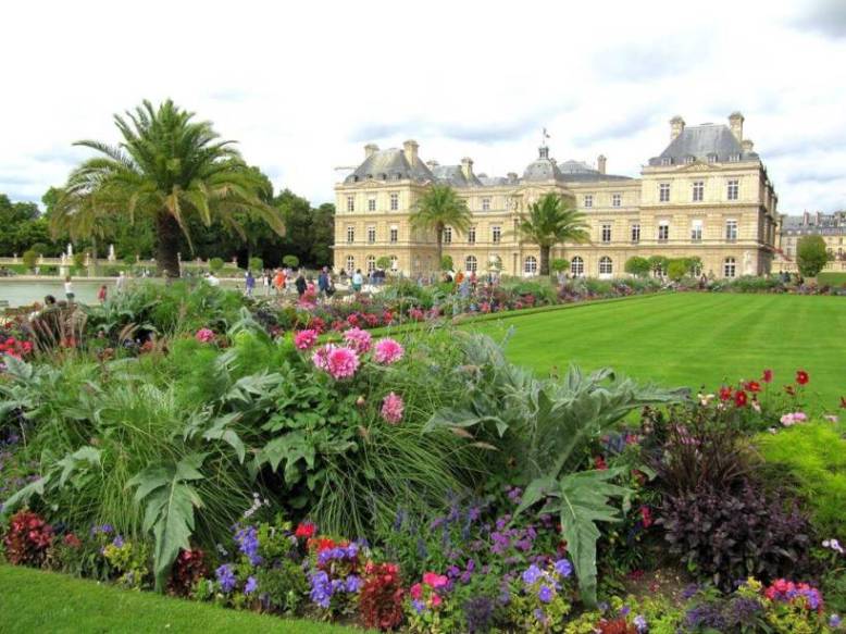 Люксембургский сад онлайн-пазл