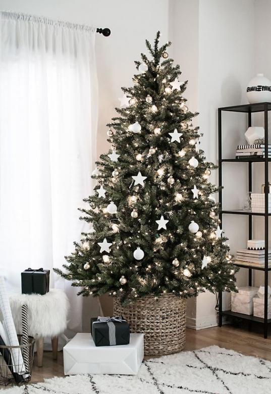 Vánoční strom dekorace skládačky online