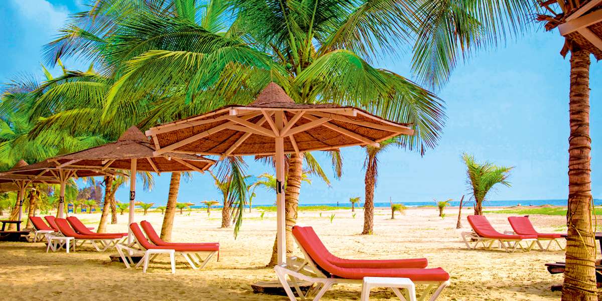 African beach in Gambia jigsaw puzzle online