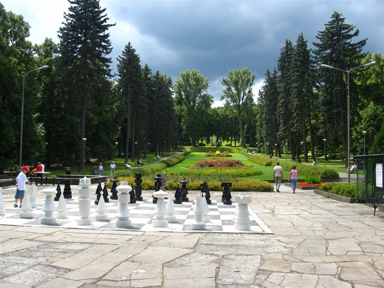 Park in Polanica. Puzzlespiel online