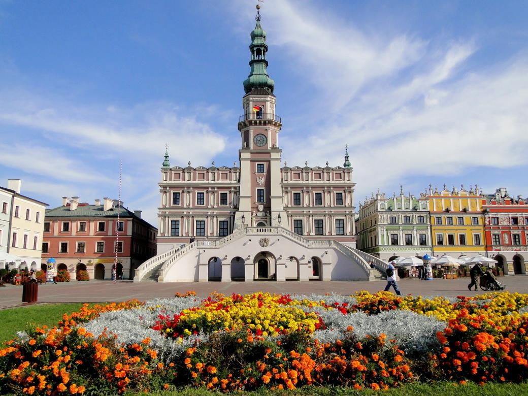 Rathaus in Zamość. Online-Puzzle