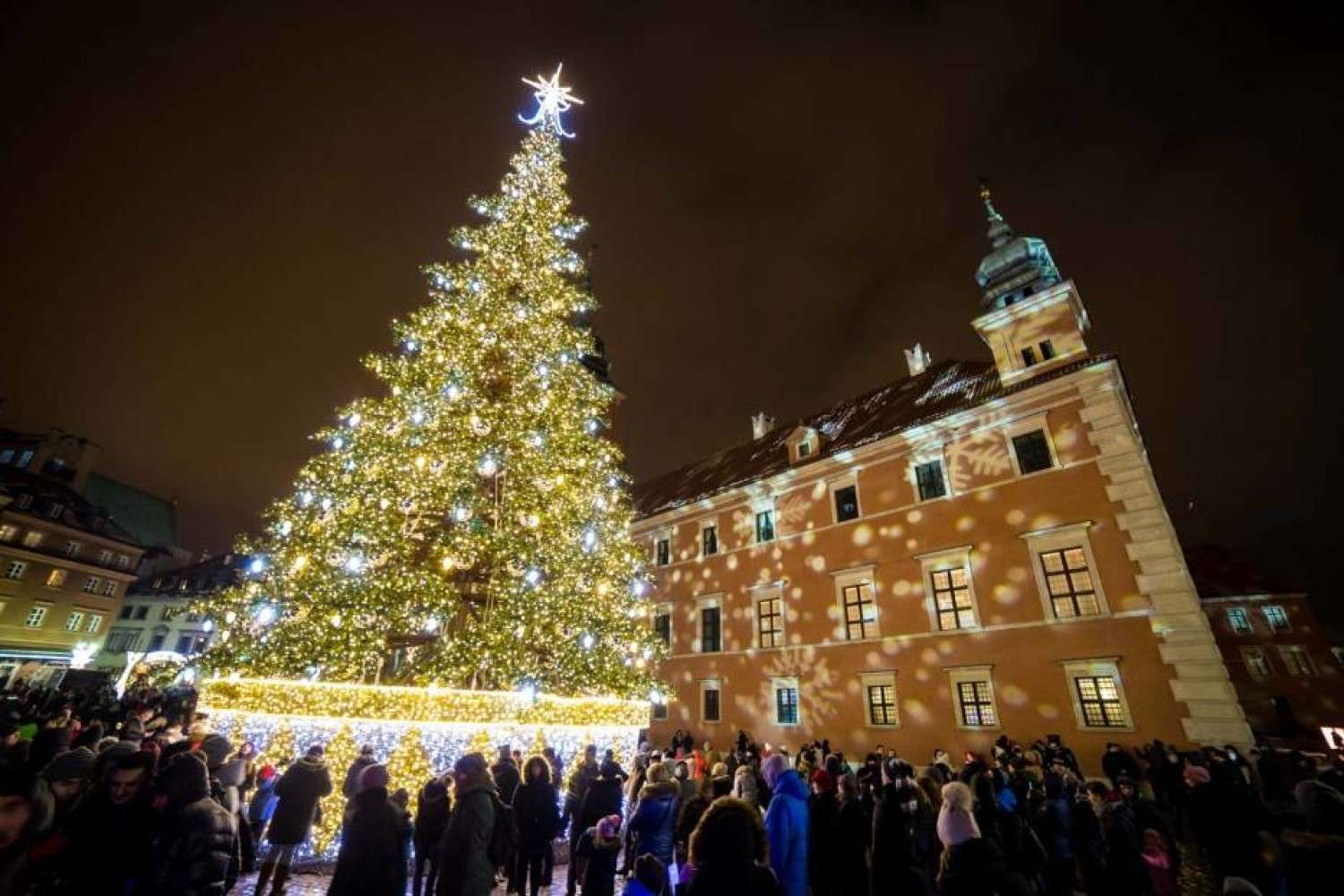 Πλατεία του Κάστρου στη Βαρσοβία. παζλ online