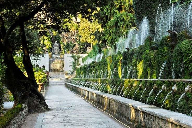Avenue of 100 fontäner i Tivoli. Pussel online