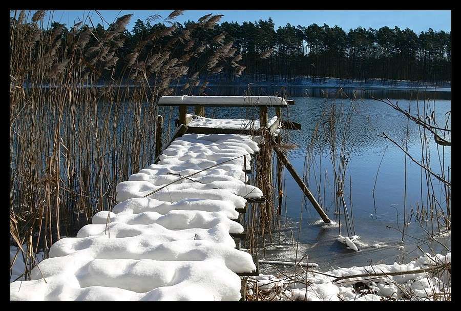 Зима в района на езерото Drawskie онлайн пъзел