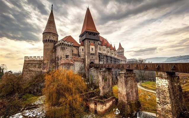 Castello di Hunedoara. puzzle online