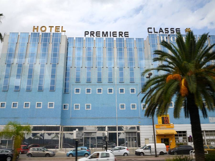Nice-Hotel Premiere Classe пазл онлайн