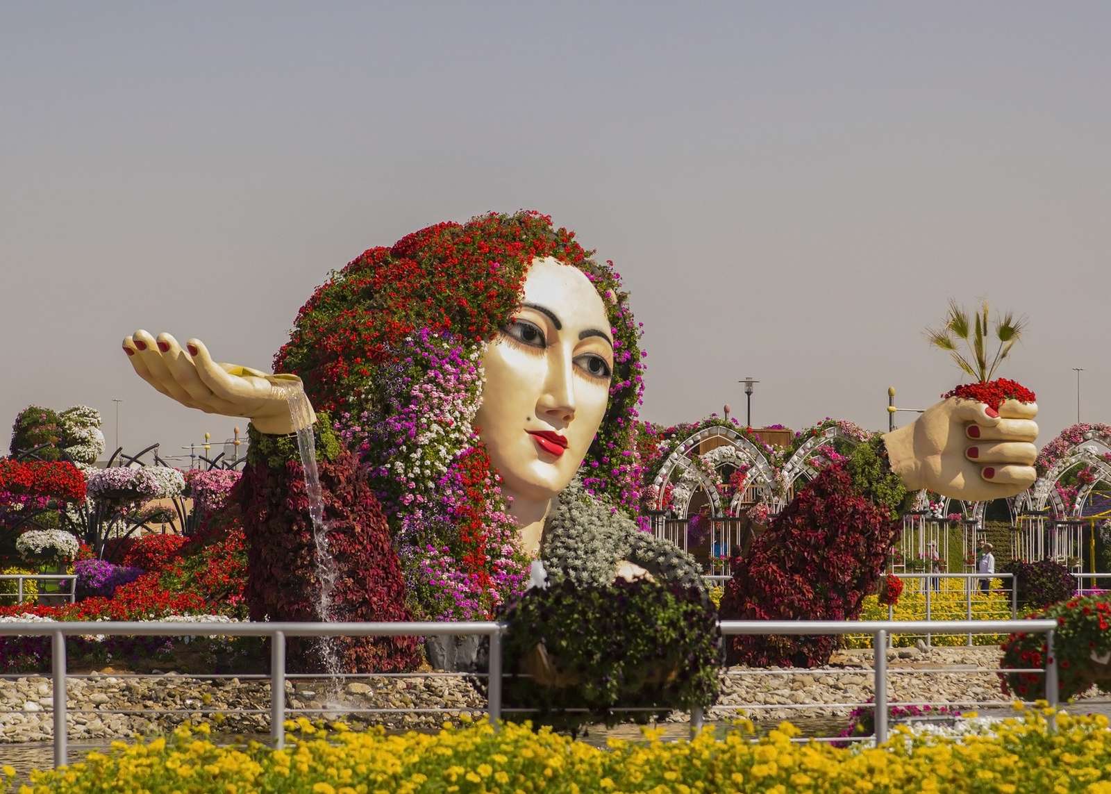 Belleza Dubai-floral rompecabezas en línea