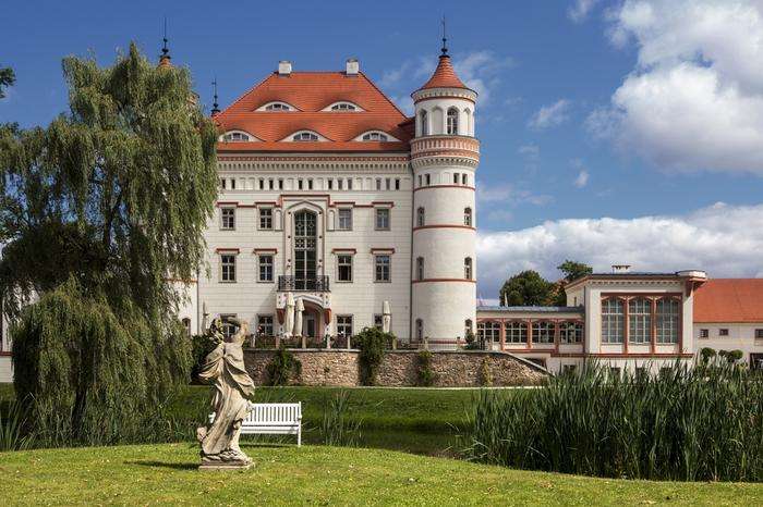 Palast in Wojanów Puzzlespiel online